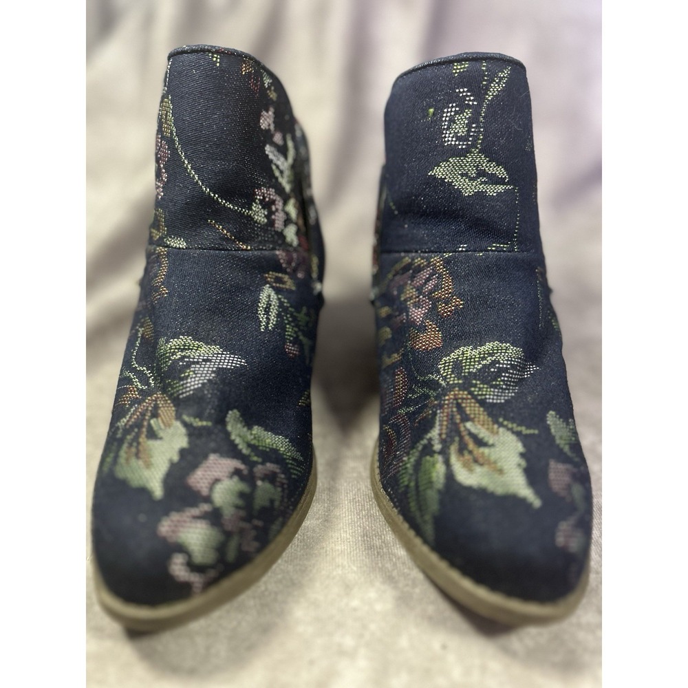 Me Too Zena 14 Floral Ankle Booties Women's Size 8.5M Block Heel